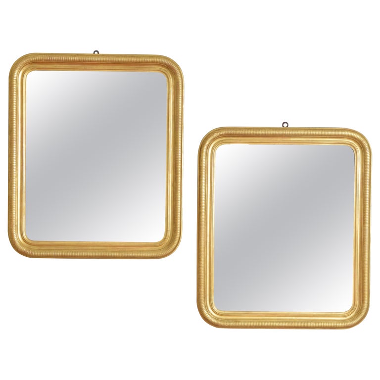 Robuck R10507 Pair of Carved Giltwood and Gesso Mirrors – ROBUCK