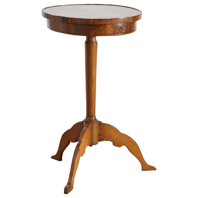 Walnut and Veneered 