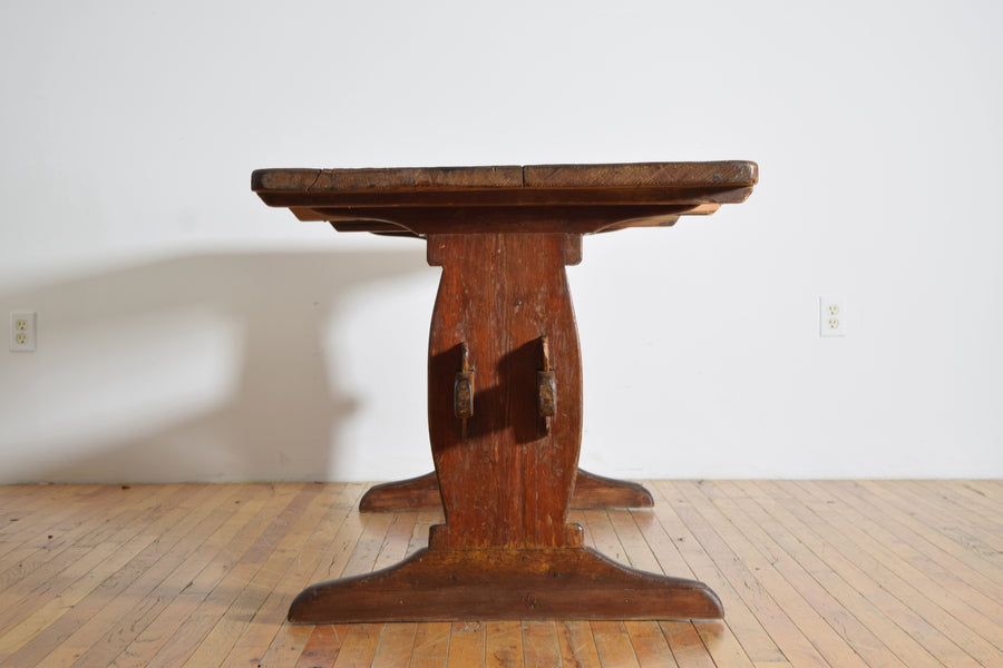 Pinewood Stretcher Table with Original Paint