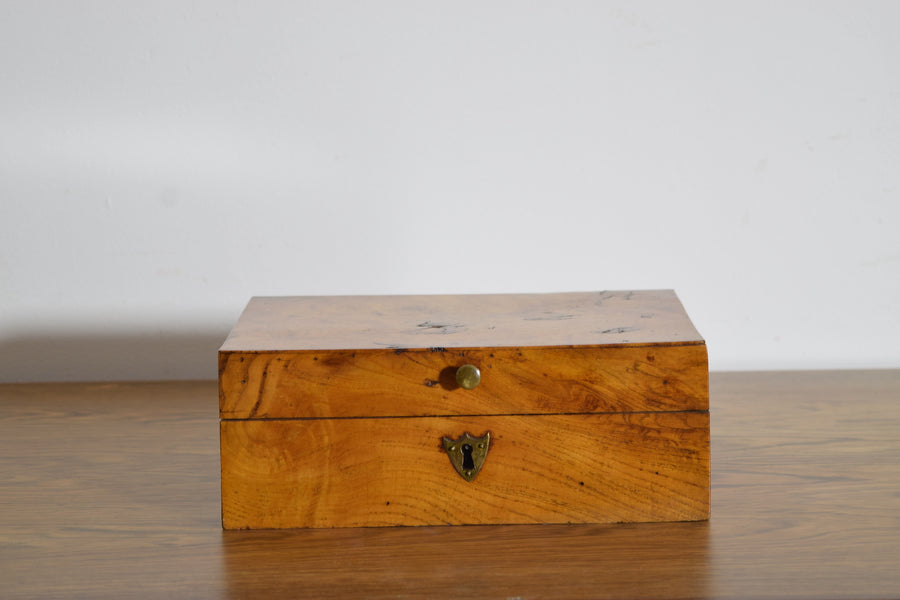 Maplewood Hinged Box