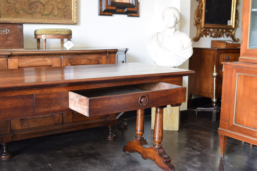 Walnut 2-Drawer Drapers Table