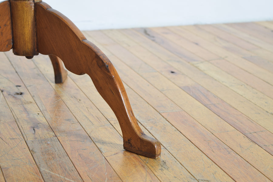 Walnut and Veneered 