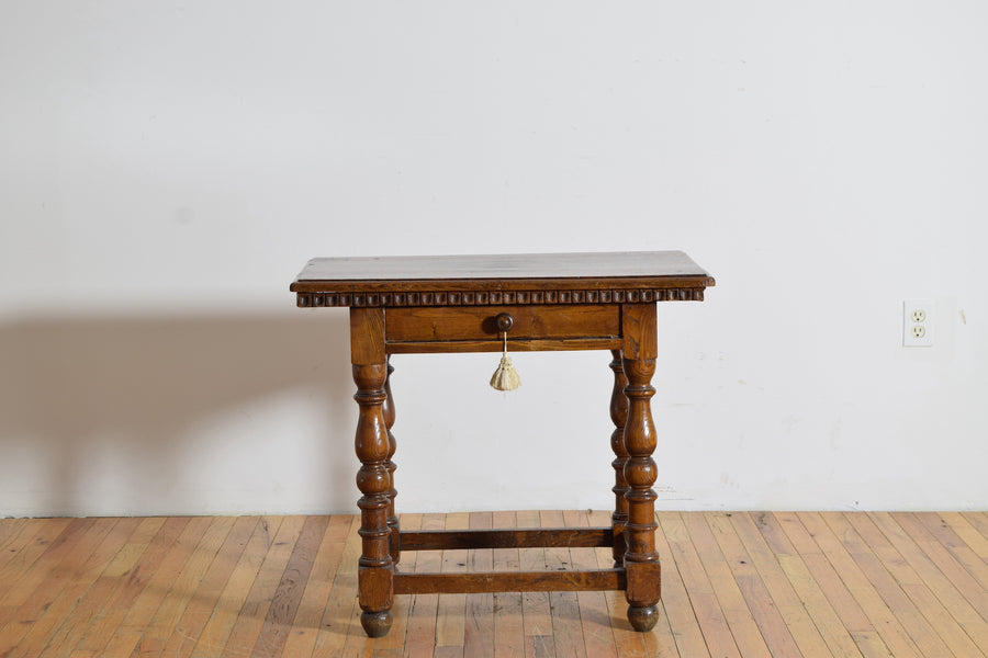 Turned Oak 1-Drawer Table