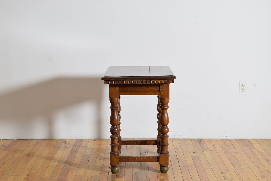 Turned Oak 1-Drawer Table