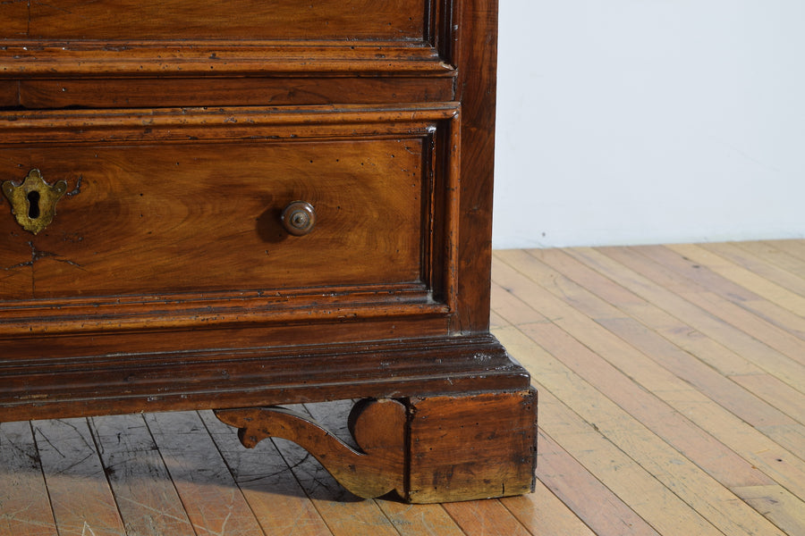 Walnut Veneered and Band Inlaid 3-Drawer Commode