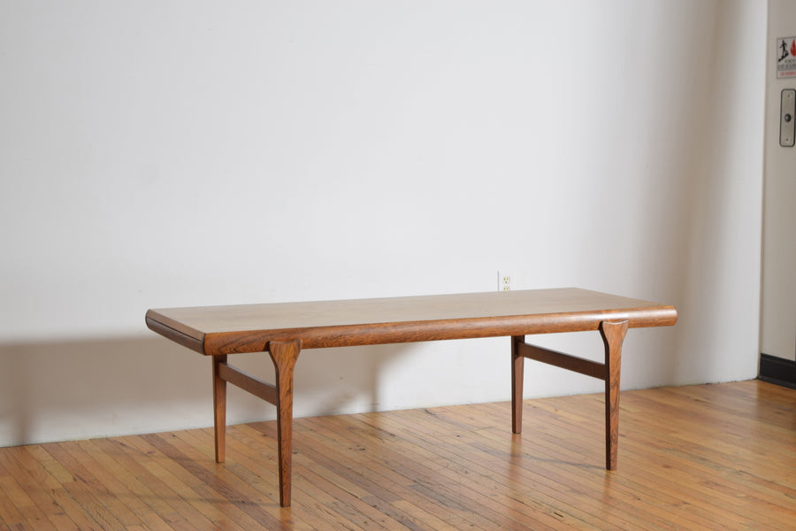 Expandable Teak Coffee Table