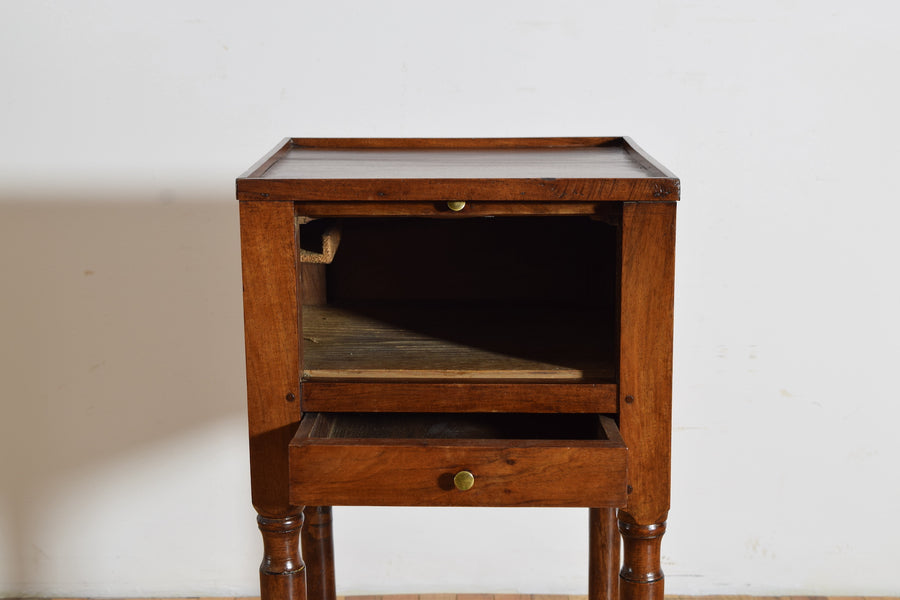 Walnut 1-Drawer Tambour-Front Nightstand