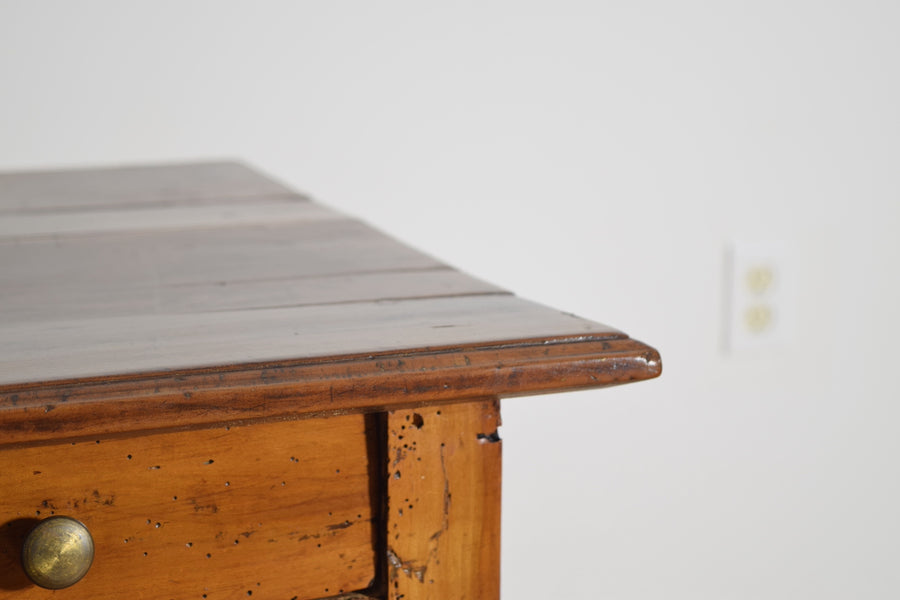 Walnut 1-Drawer Table