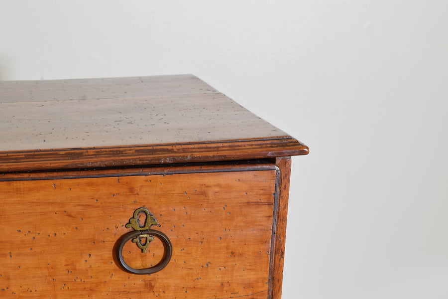 Walnut 3-Drawer Tapered Commode