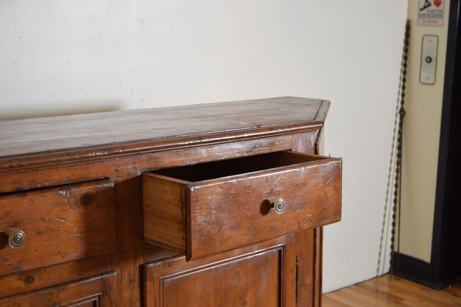 Large Rustic Larice Wood Scantonata Credenza