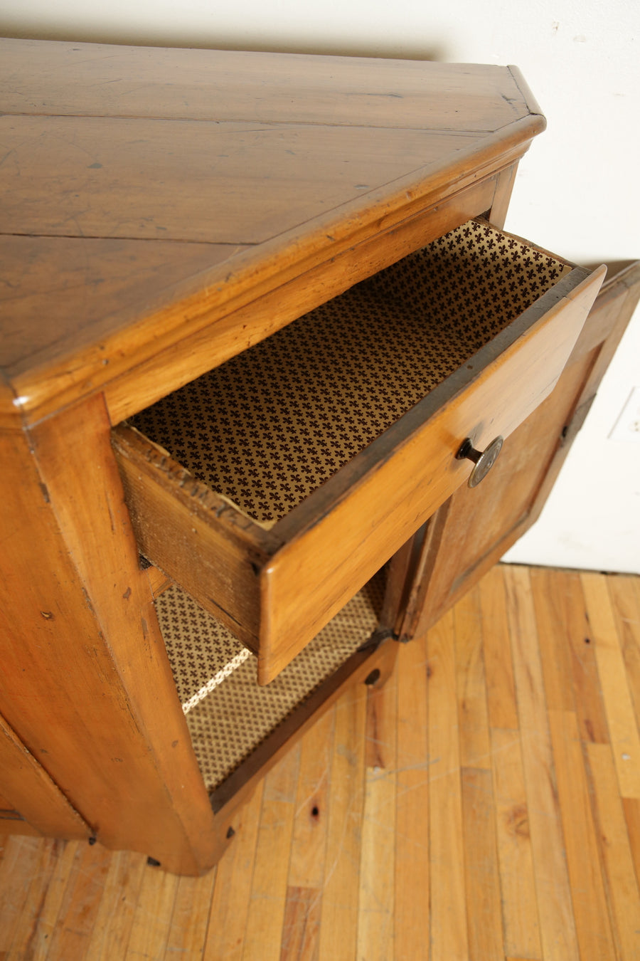 Fruitwood Scantonata Credenza