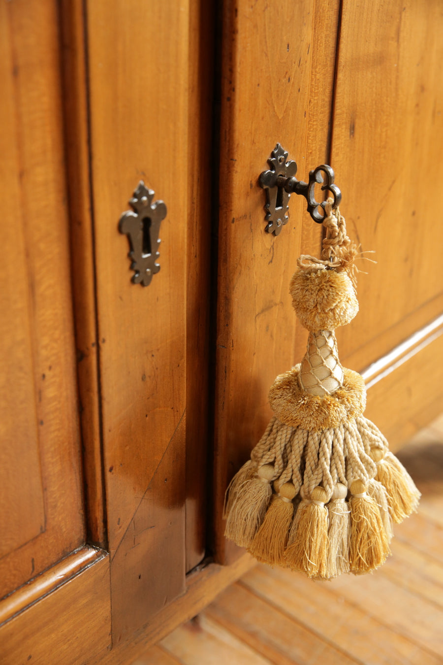 Fruitwood Scantonata Credenza